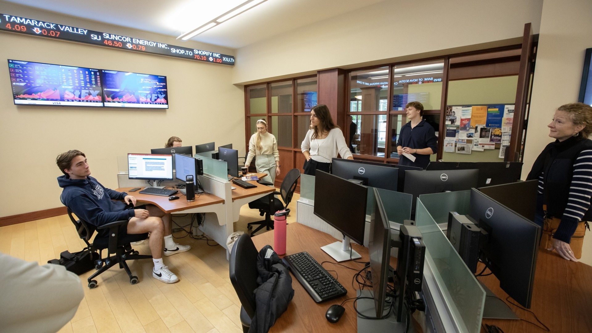 Open House 2023 Schwartz Trading Lab