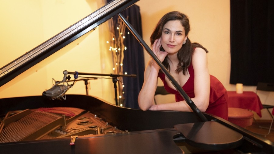 Jessica Lalonde Headshot