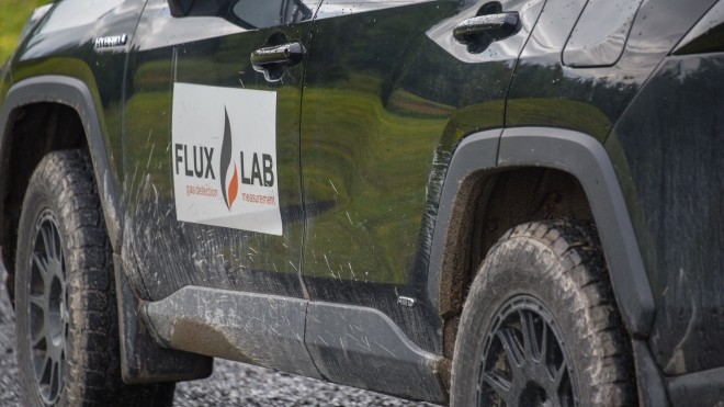 Flux Lab truck 