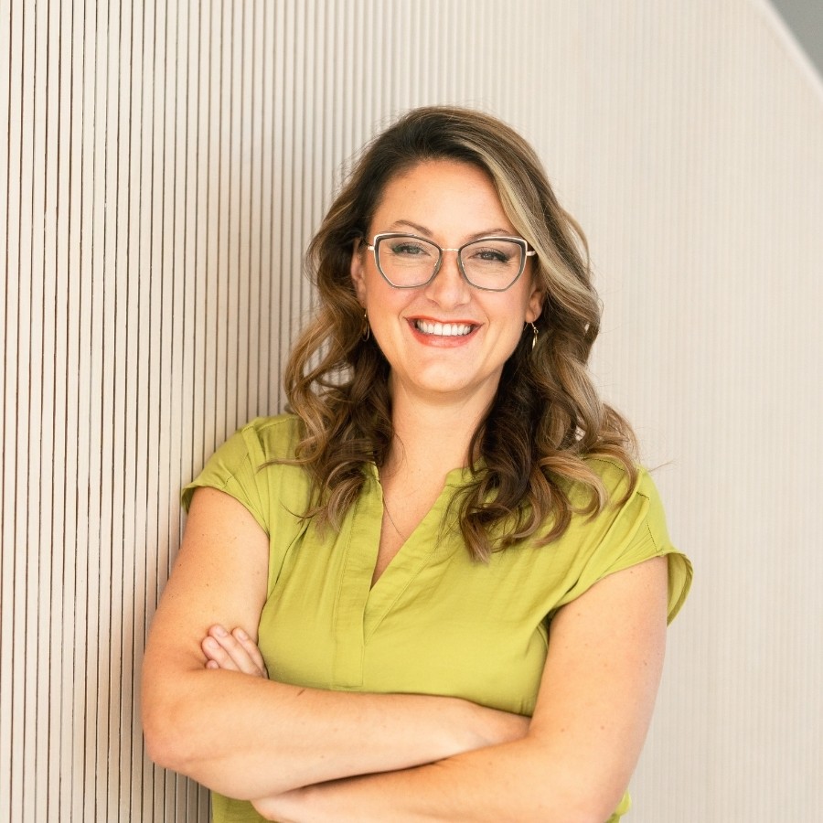 Headshot of Stephanie Cooper