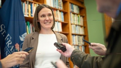 Dr. Erin Mazerolle