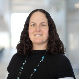 Headshot of Charlene Weaving