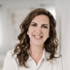 Monique Walsh Headshot
